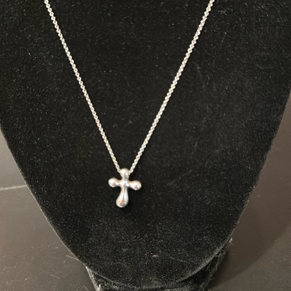 Tiffany Elsa Peretti cross